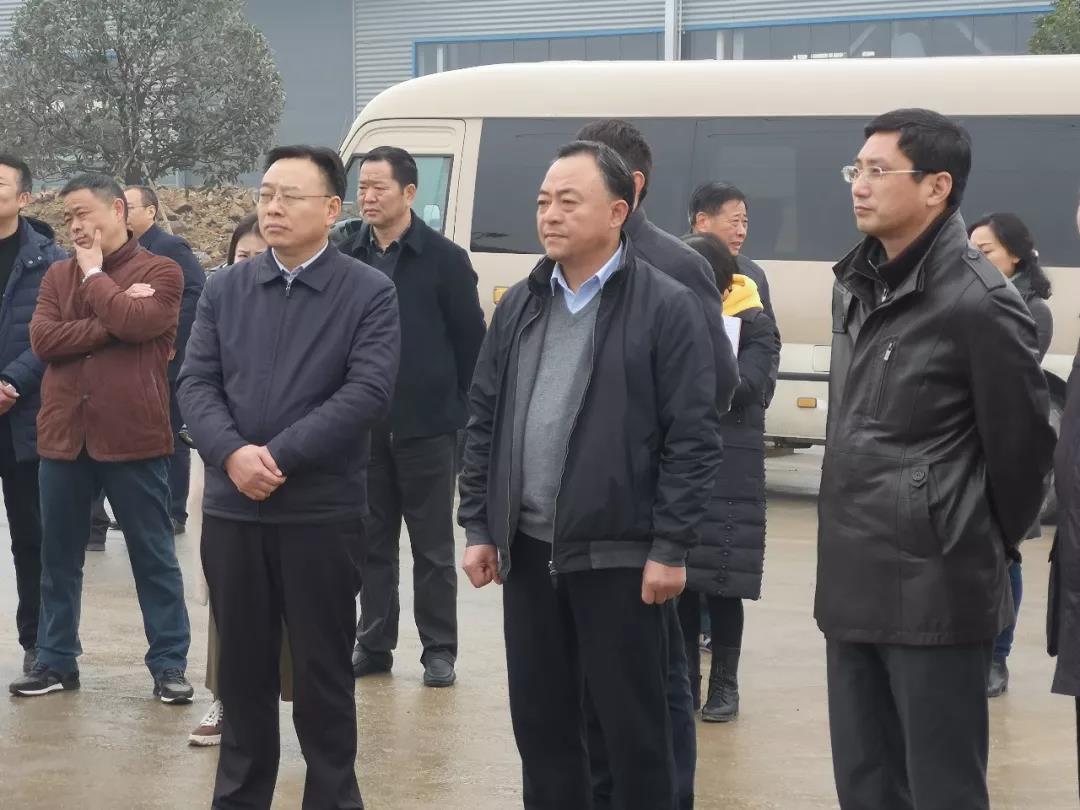 隨州市委、市人大代表團(tuán)蒞臨程力集團(tuán)商用車產(chǎn)業(yè)園視察